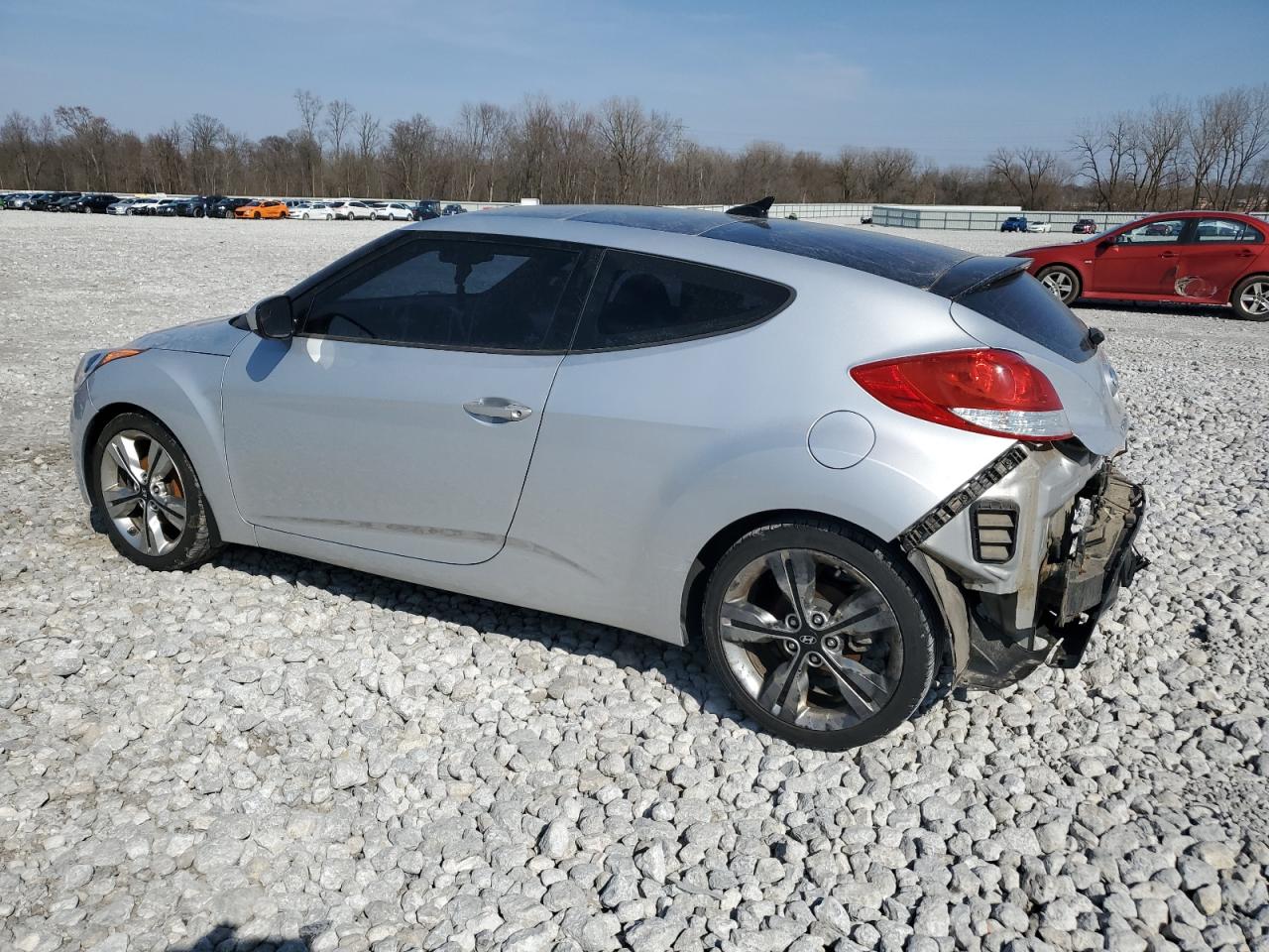 2016 Hyundai Veloster - Image 2