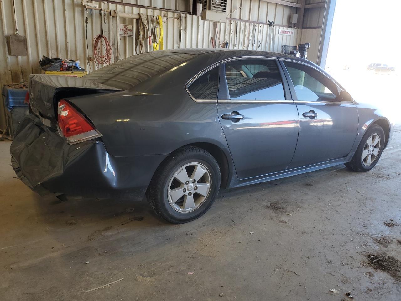 2010 Chevrolet Impala - Image 3