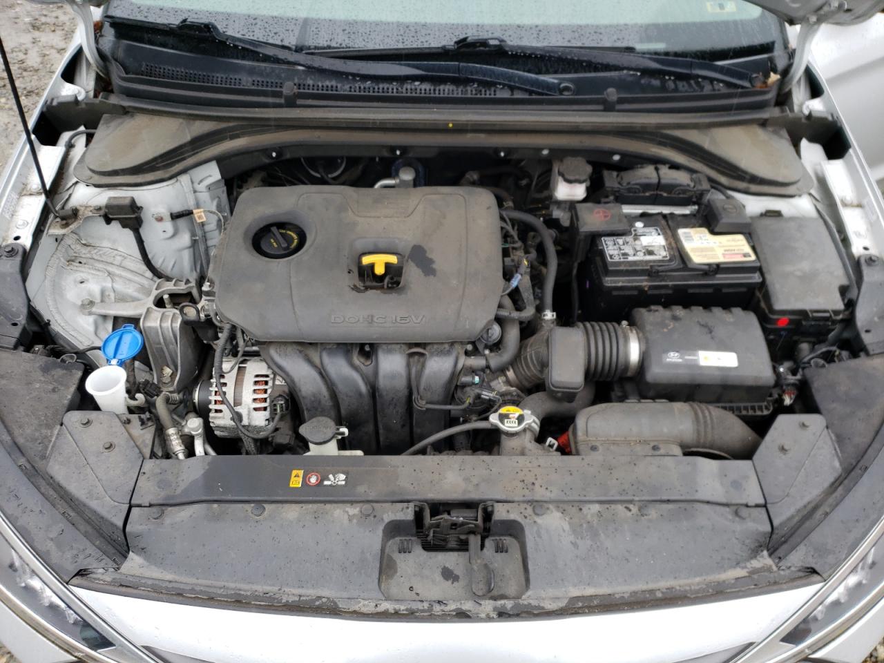 2019 Hyundai Elantra - Image 11