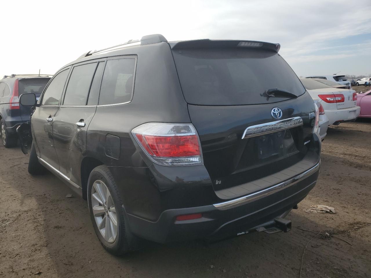 2013 Toyota Highlander - Image 2