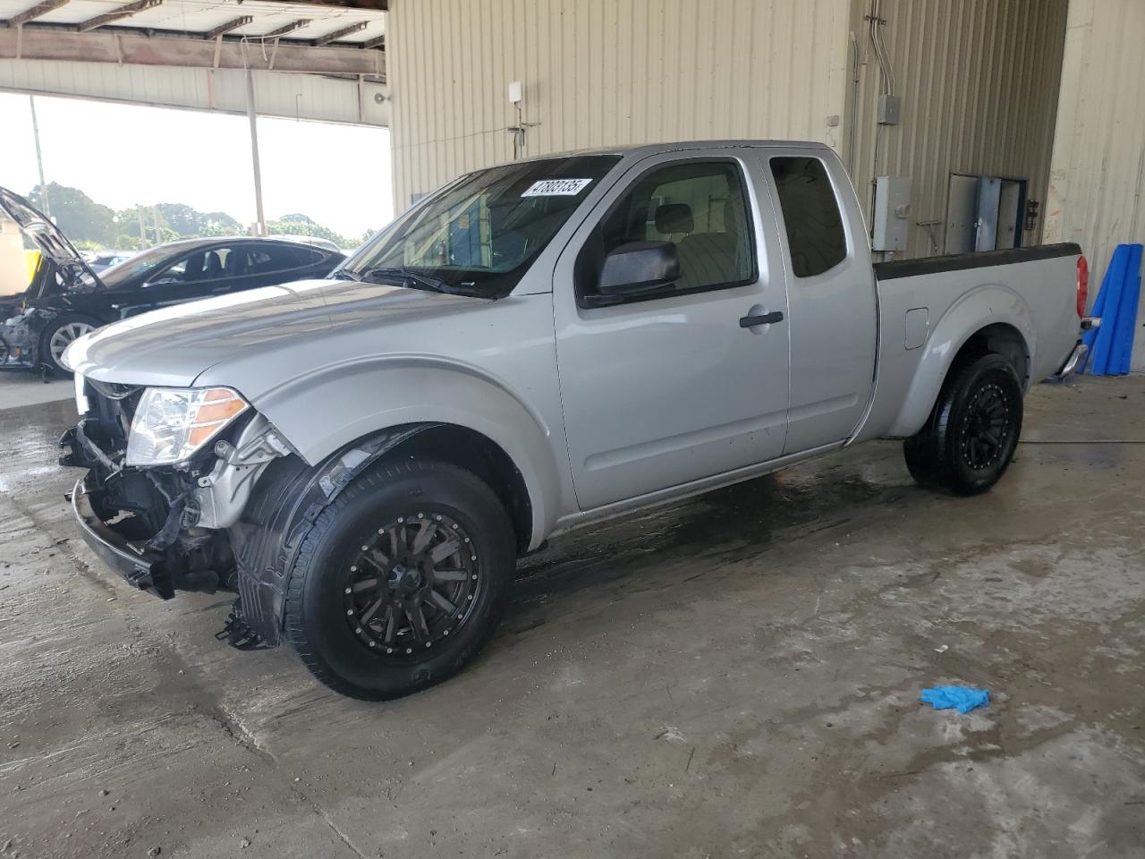 2013 Nissan Navara (Frontier) - Image 1