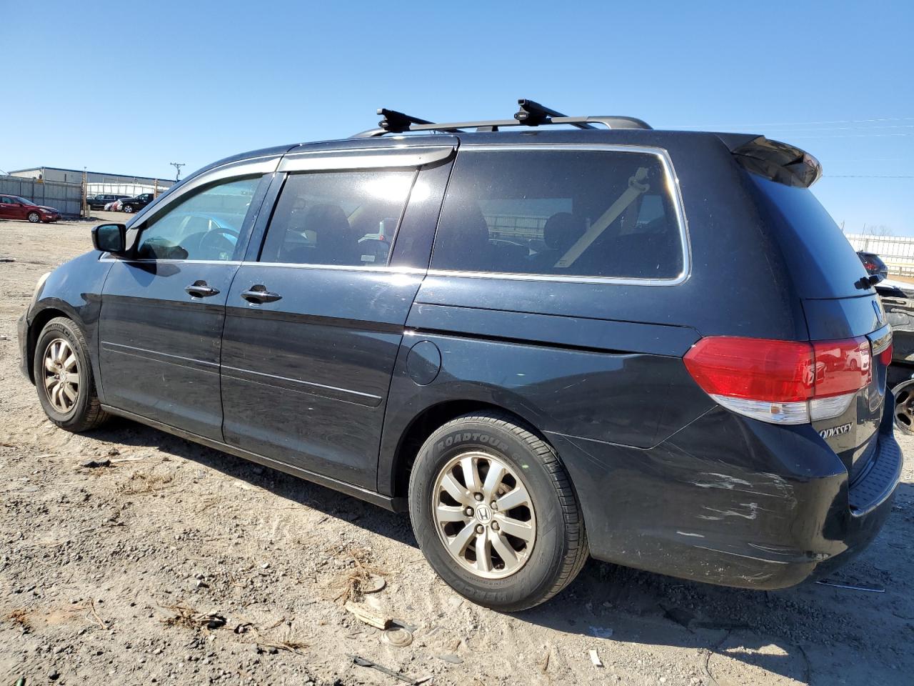 2008 Honda Odyssey - Image 2