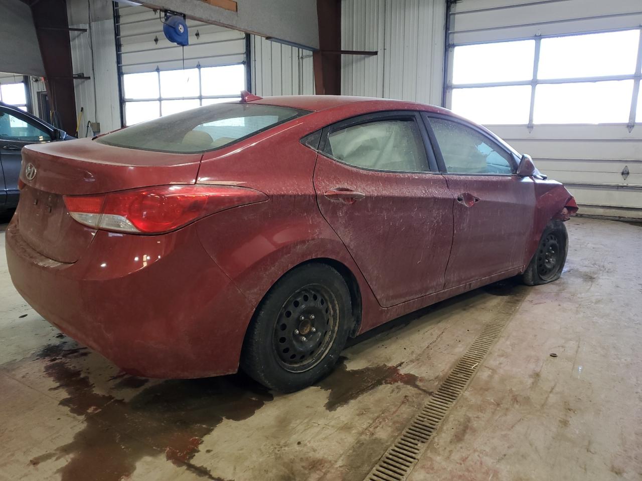 2011 Hyundai Elantra - Image 3