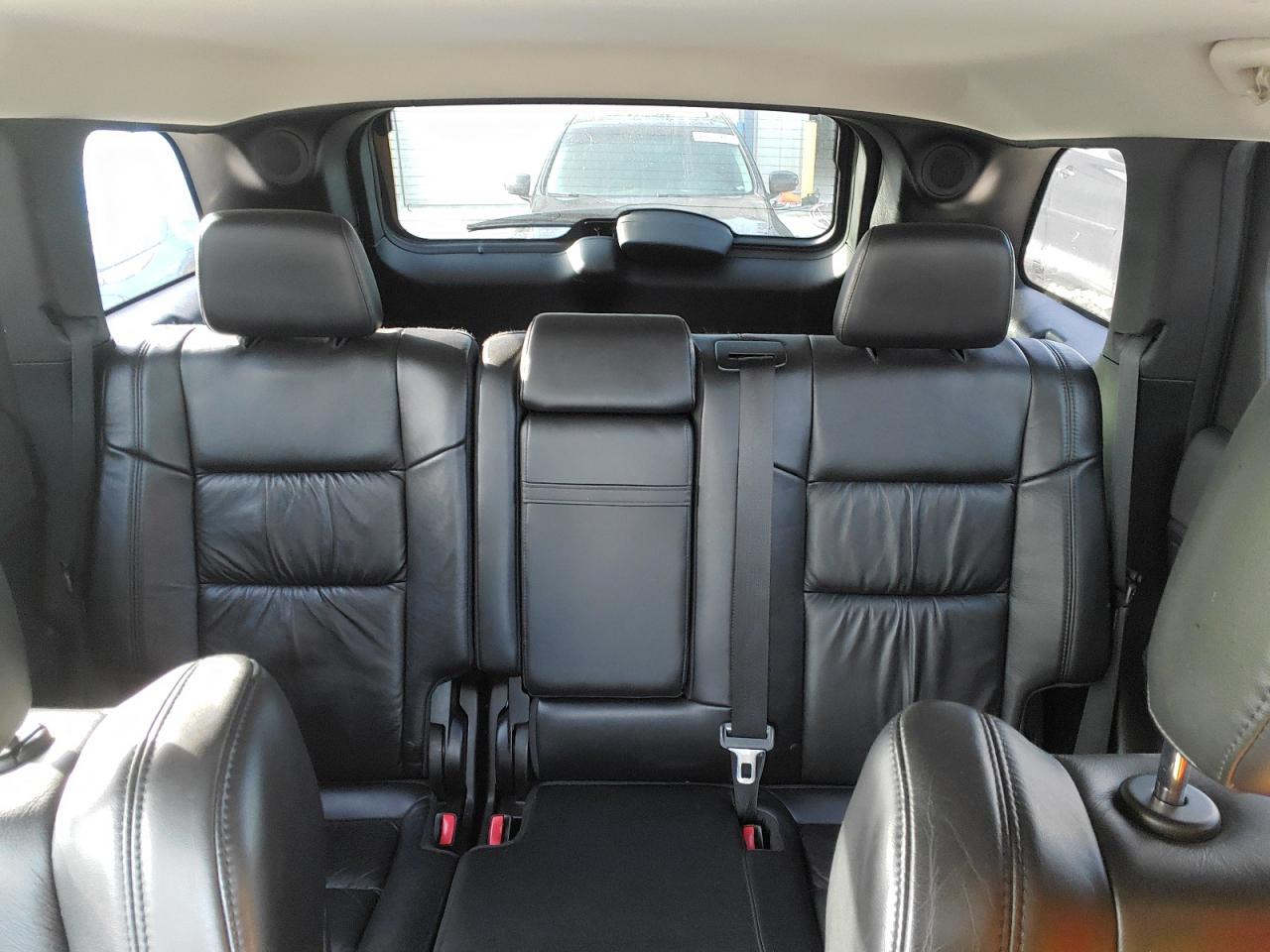 2011 Jeep Grand Cherokee - Image 10