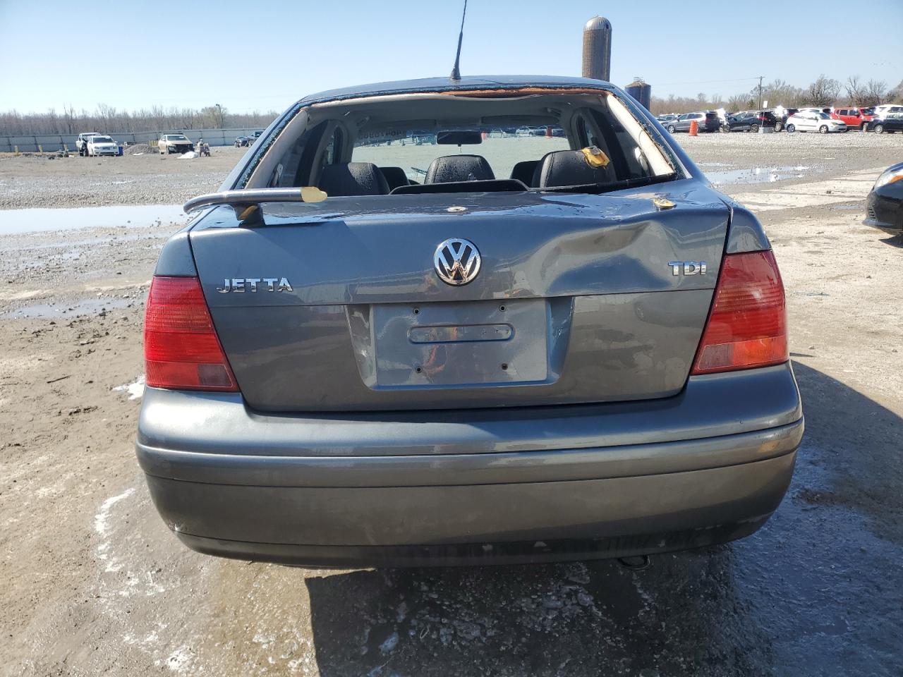 2003 Volkswagen Jetta - Image 6