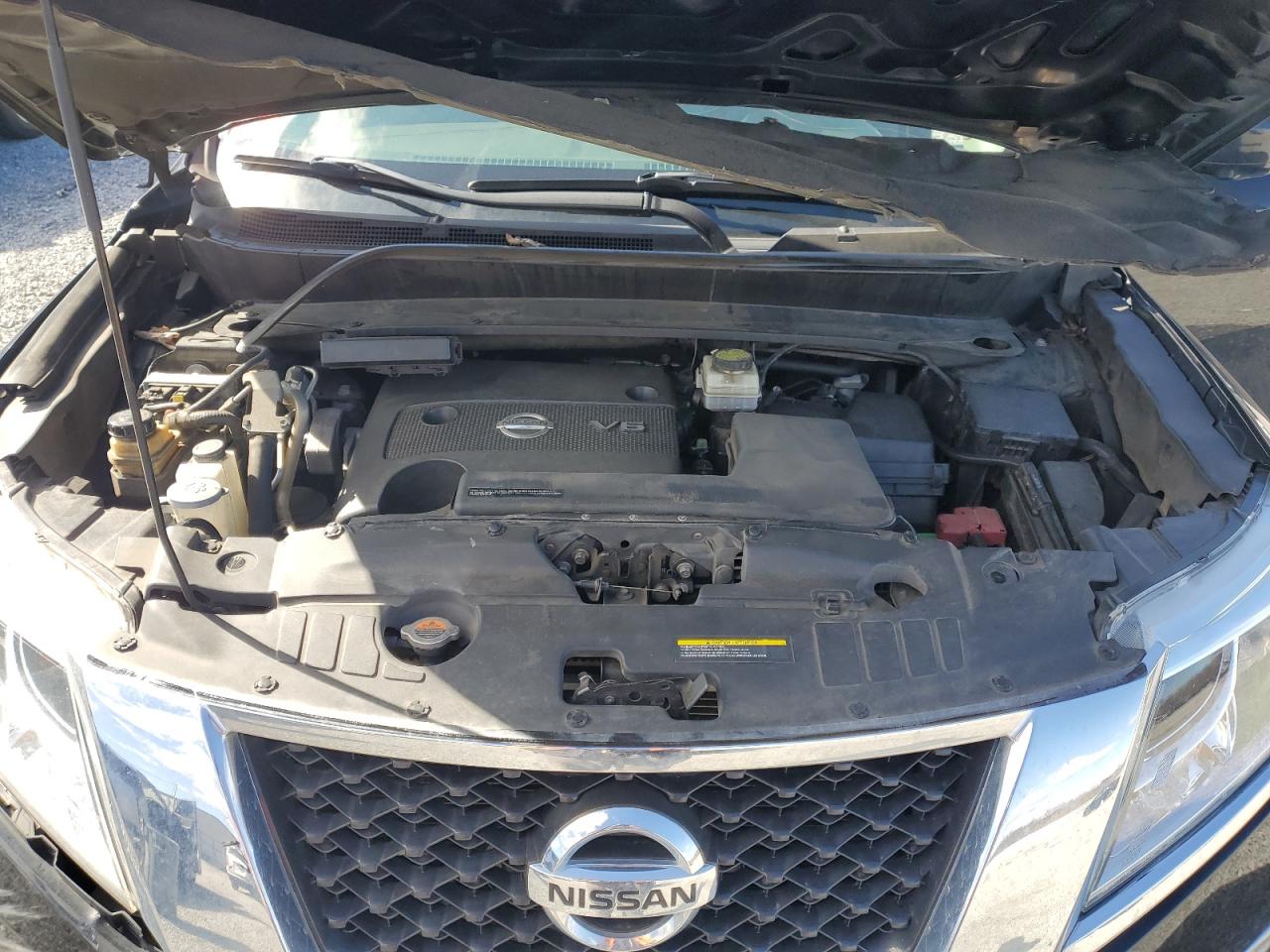 2014 Nissan Pathfinder - Image 11
