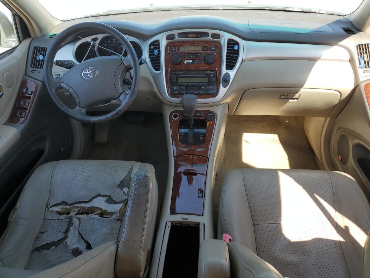 2004 Toyota Highlander - Image 8