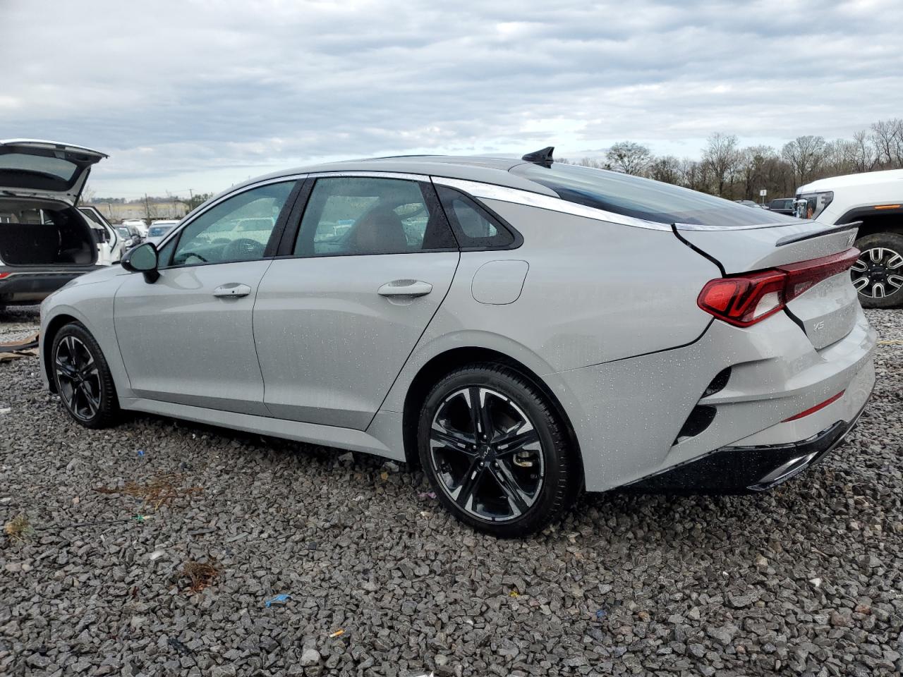 2023 Kia K5 - Image 2