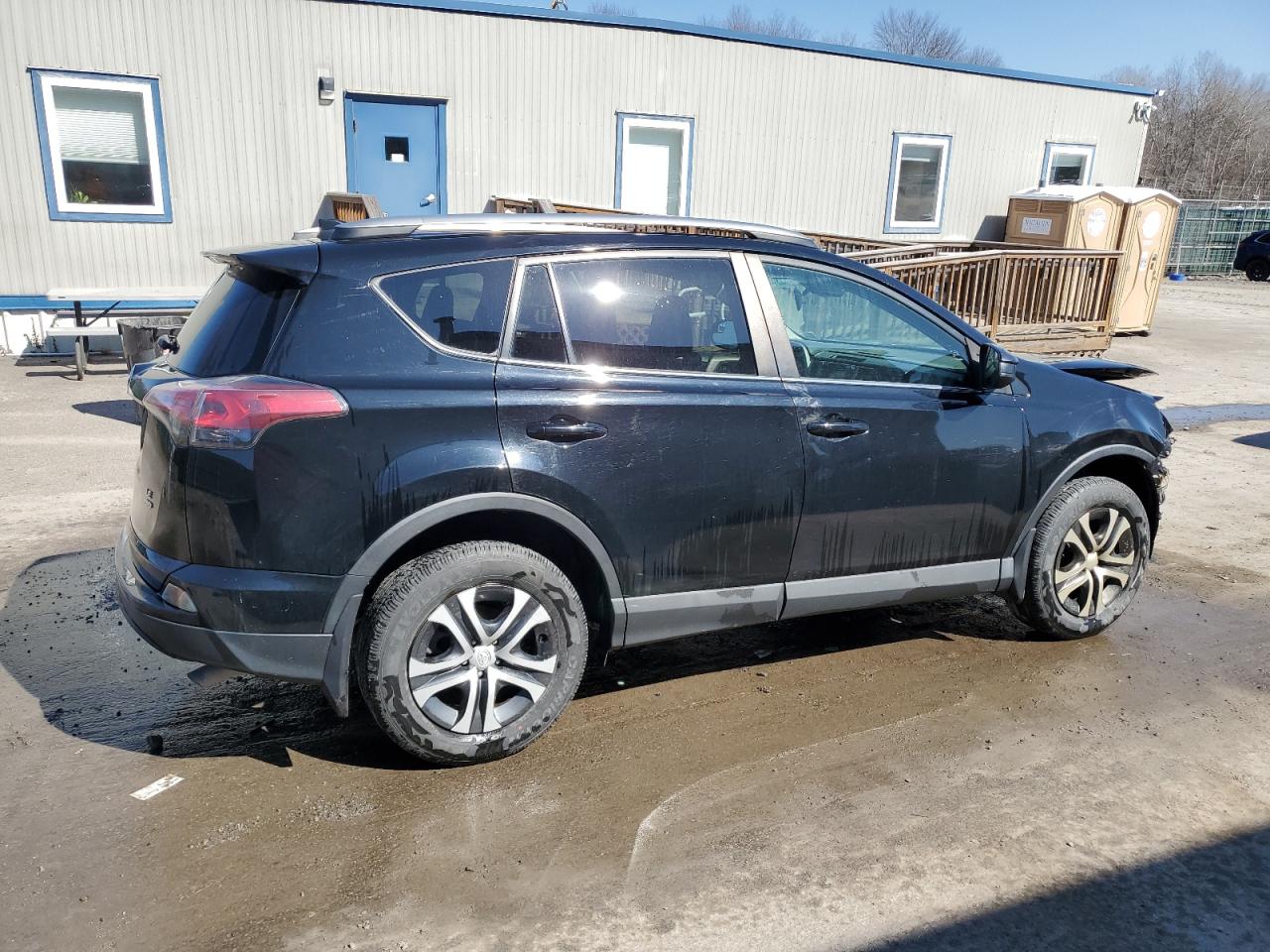 2017 Toyota RAV 4 - Image 3