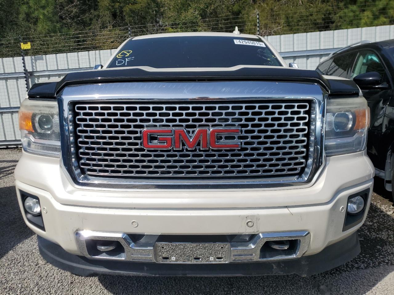 2015 GMC Sierra - Image 5