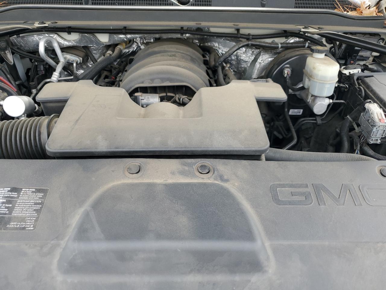 2015 GMC Yukon - Image 12