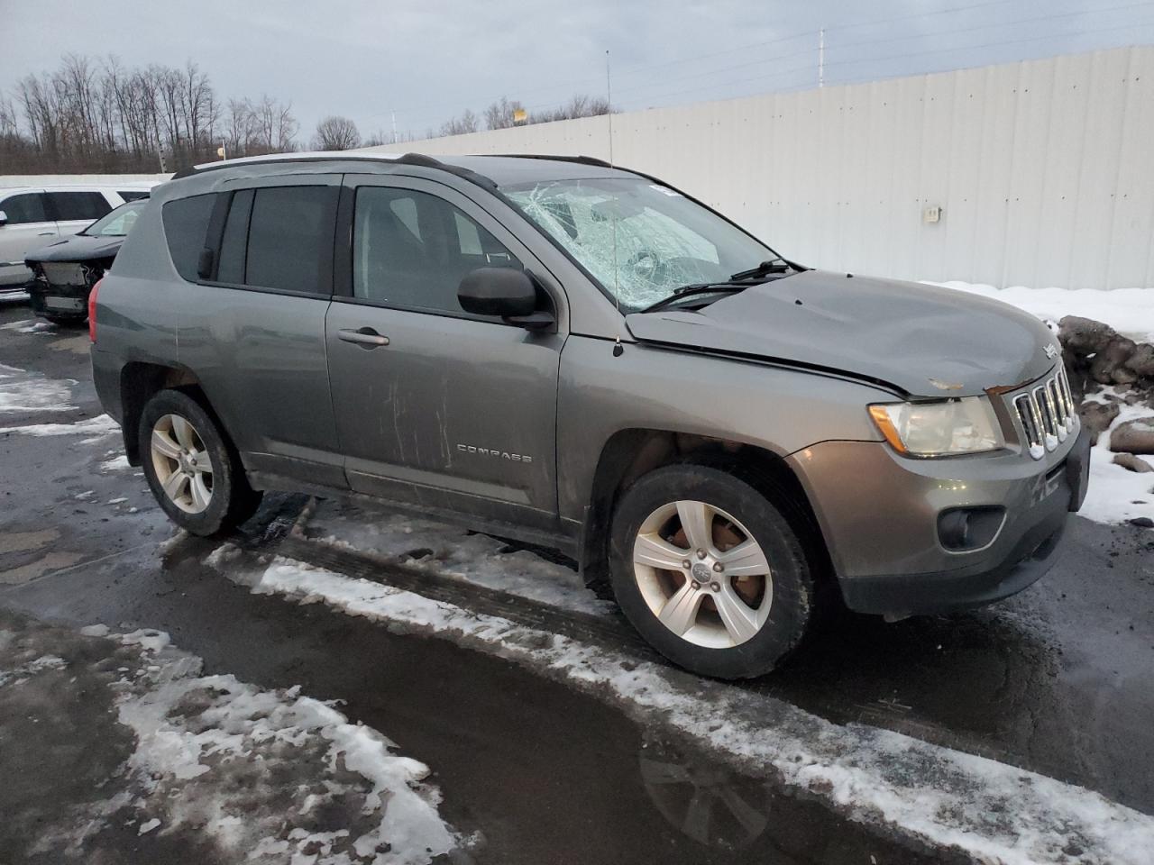 2013 Jeep Compass - Image 4