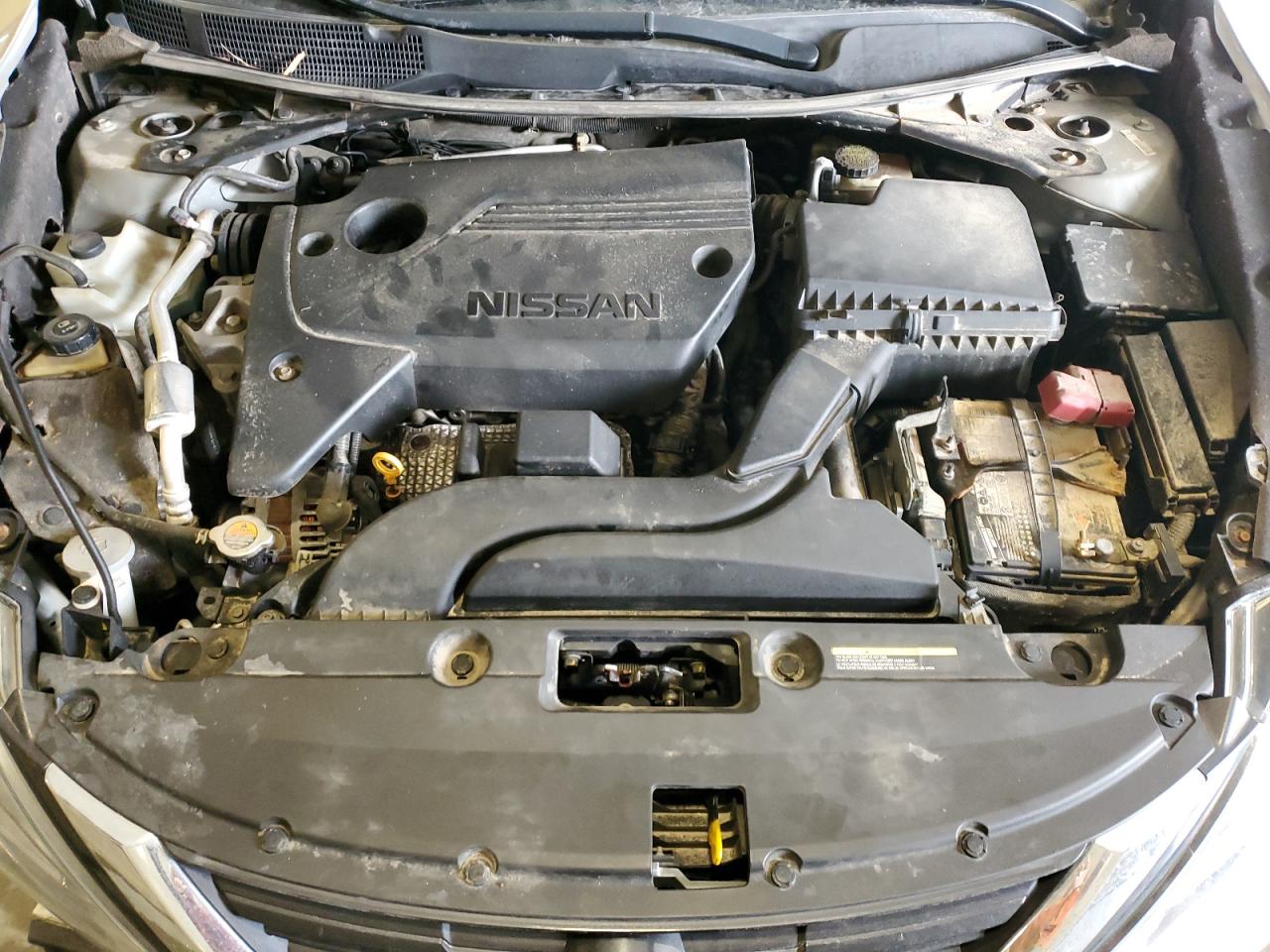 2016 Nissan Altima - Image 11