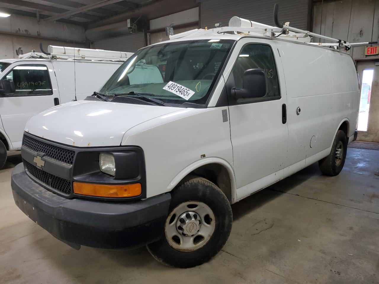2013 Chevrolet Express G2500 for Sale in Elgin, IL - Minor Dent/Scratches