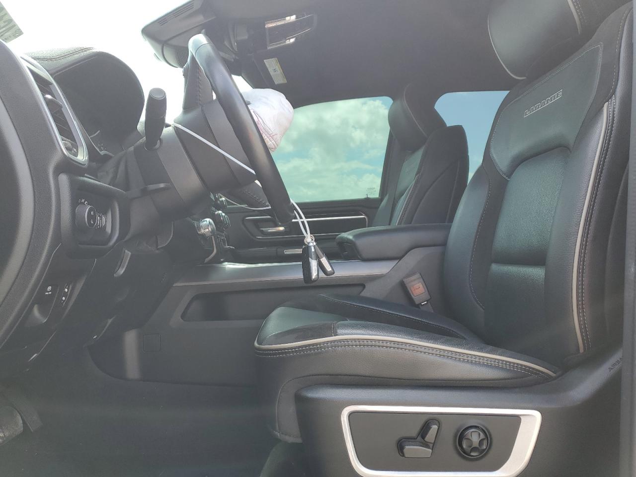 2021 RAM 1500 - Image 7