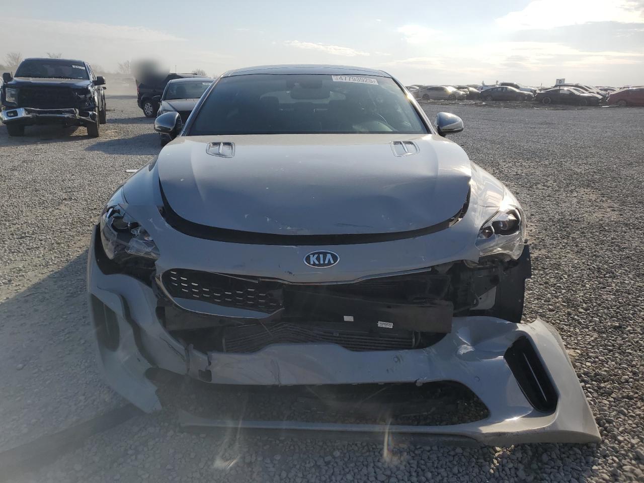 2019 Kia Stinger - Image 5