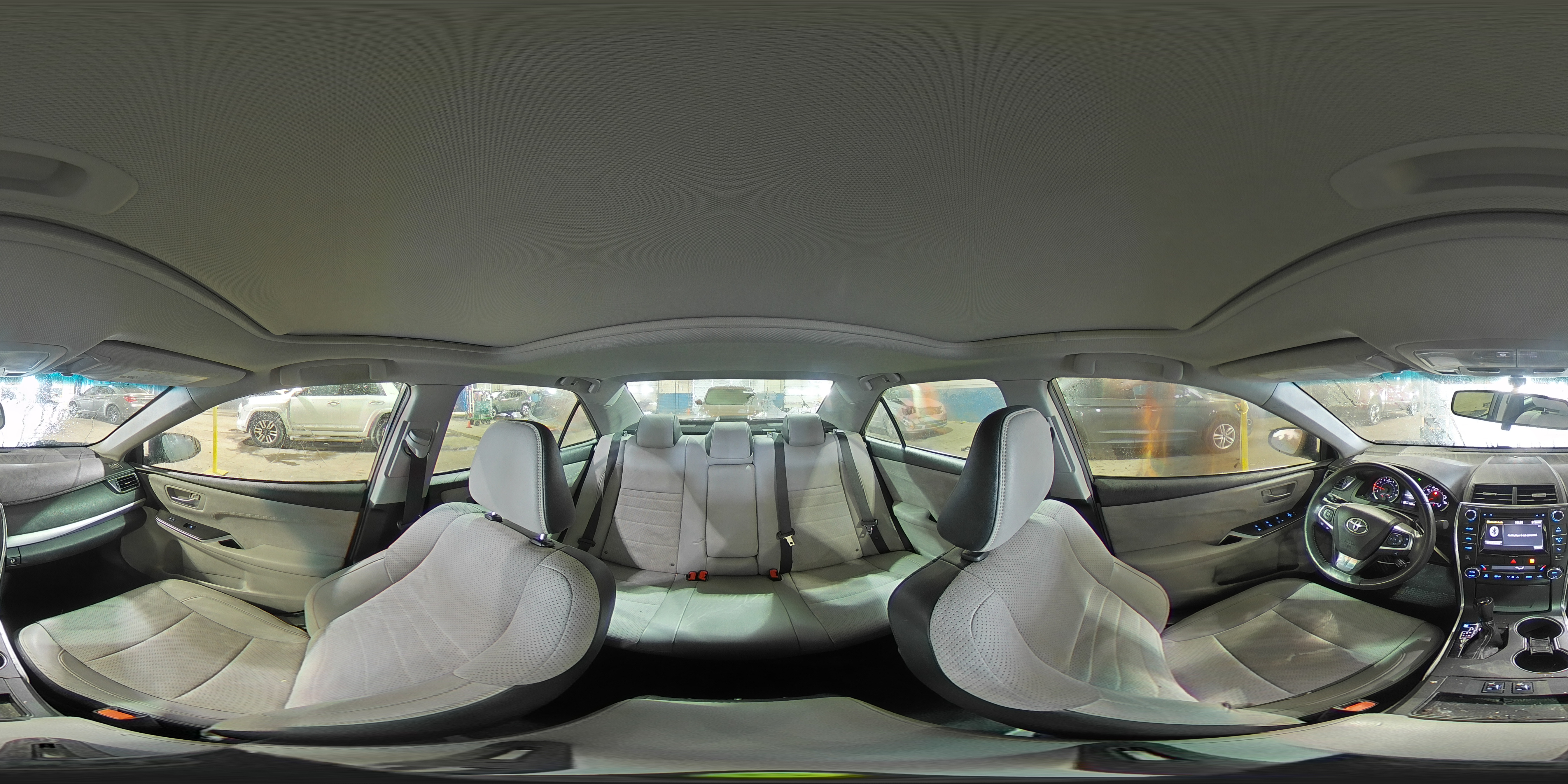 2017 Toyota Camry - Image 14