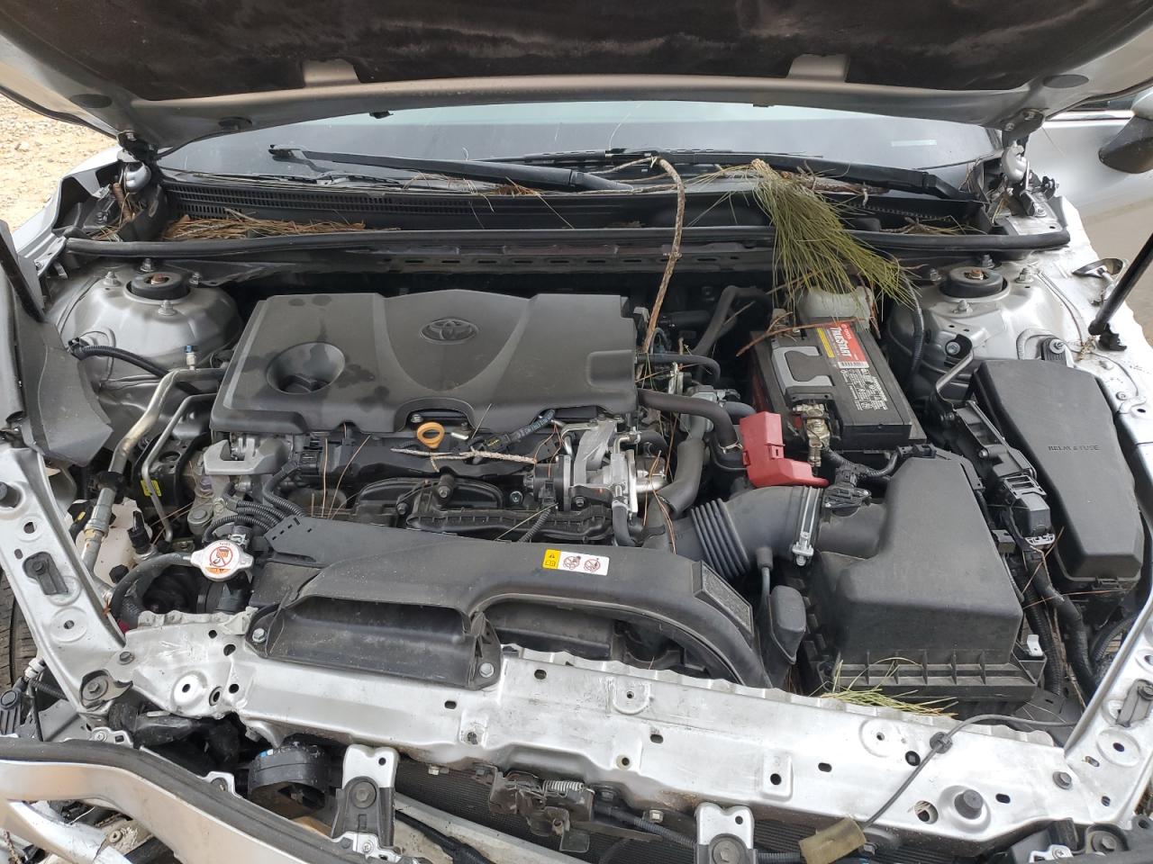 2019 Toyota Camry - Image 12