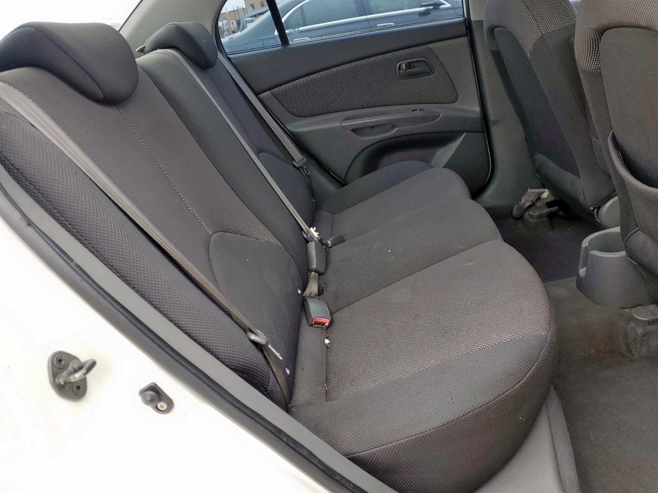 2007 Kia Rio Base VIN: KNADE123376221385 Lot: 51163535