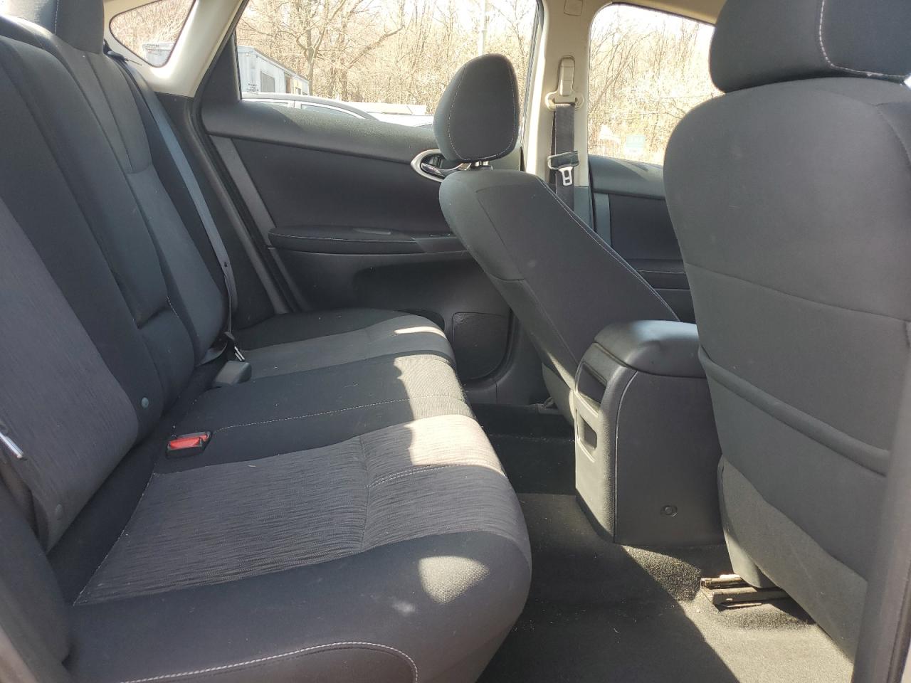 2014 Nissan Sentra - Image 10