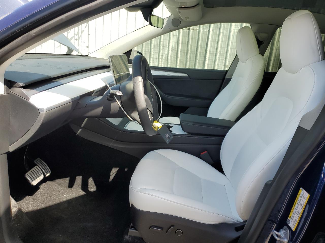 2023 Tesla Model Y VIN: 7SAYGDEF0PF894132 Lot: 48062595