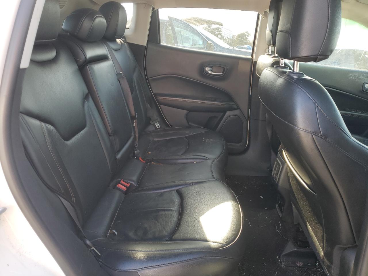 2021 Jeep Compass - Image 12
