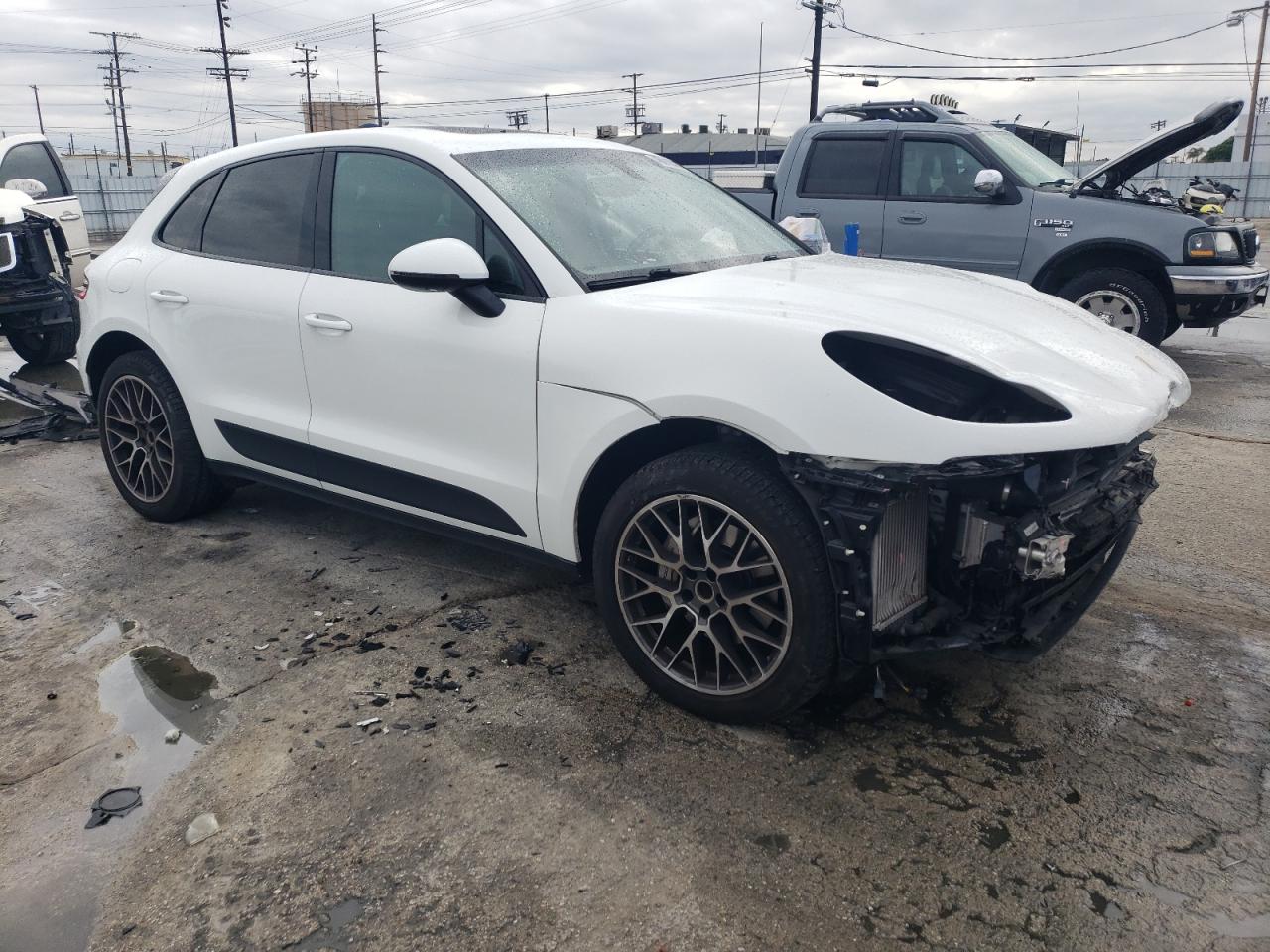 2015 Porsche Macan - Image 4