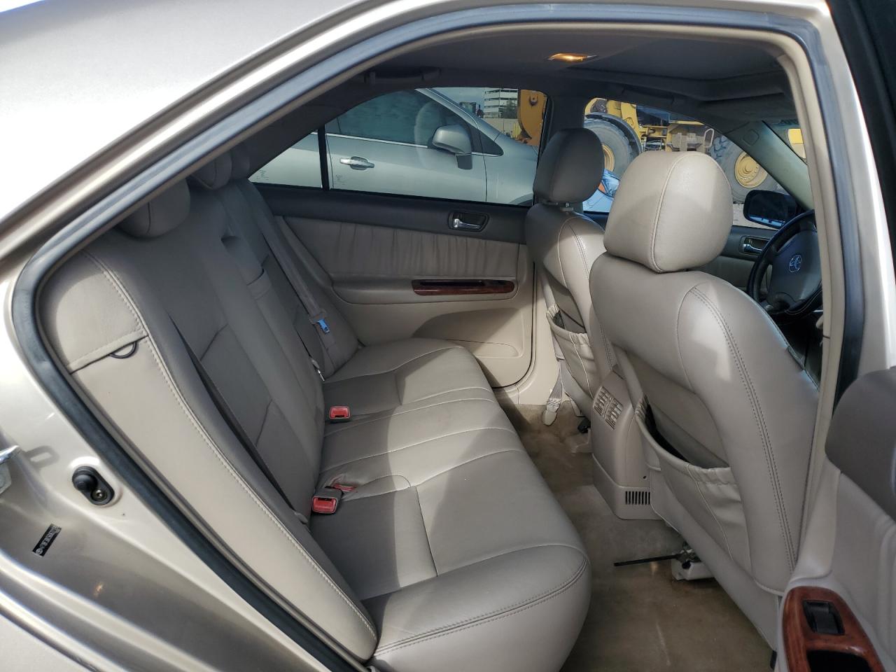 2006 Toyota Camry - Image 10