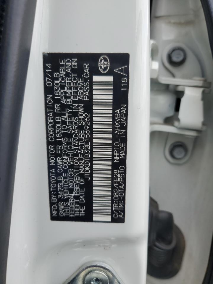 2014 Toyota Prius - Image 12