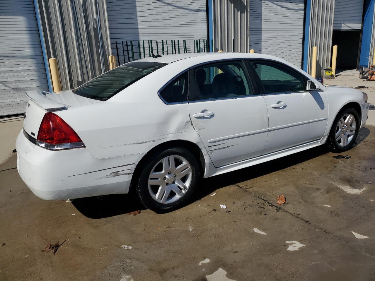 2011 Chevrolet Impala - Image 3