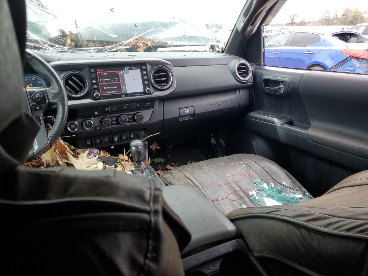 2021 Toyota Tacoma - Image 8