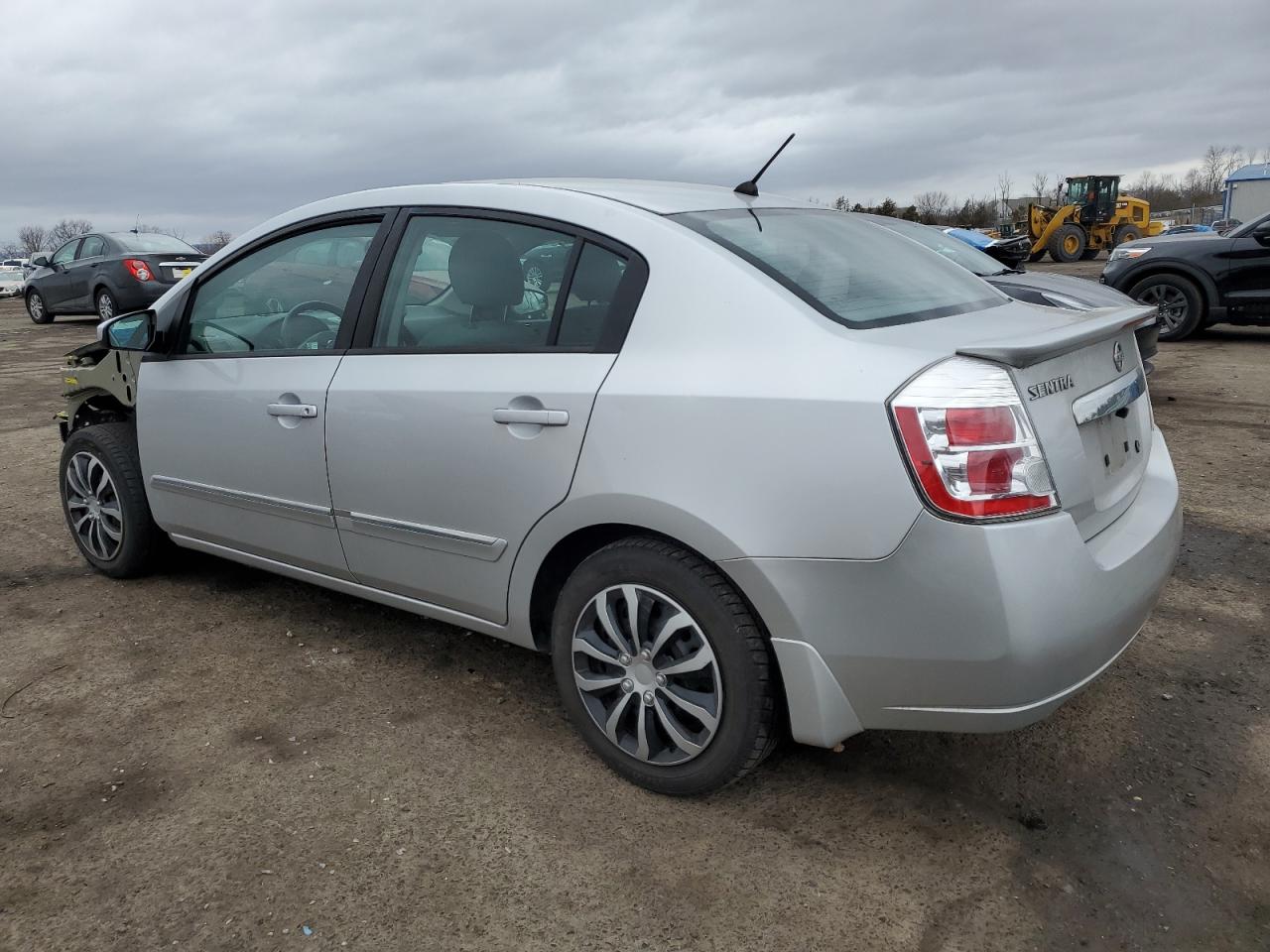 2012 Nissan Sentra - Image 2