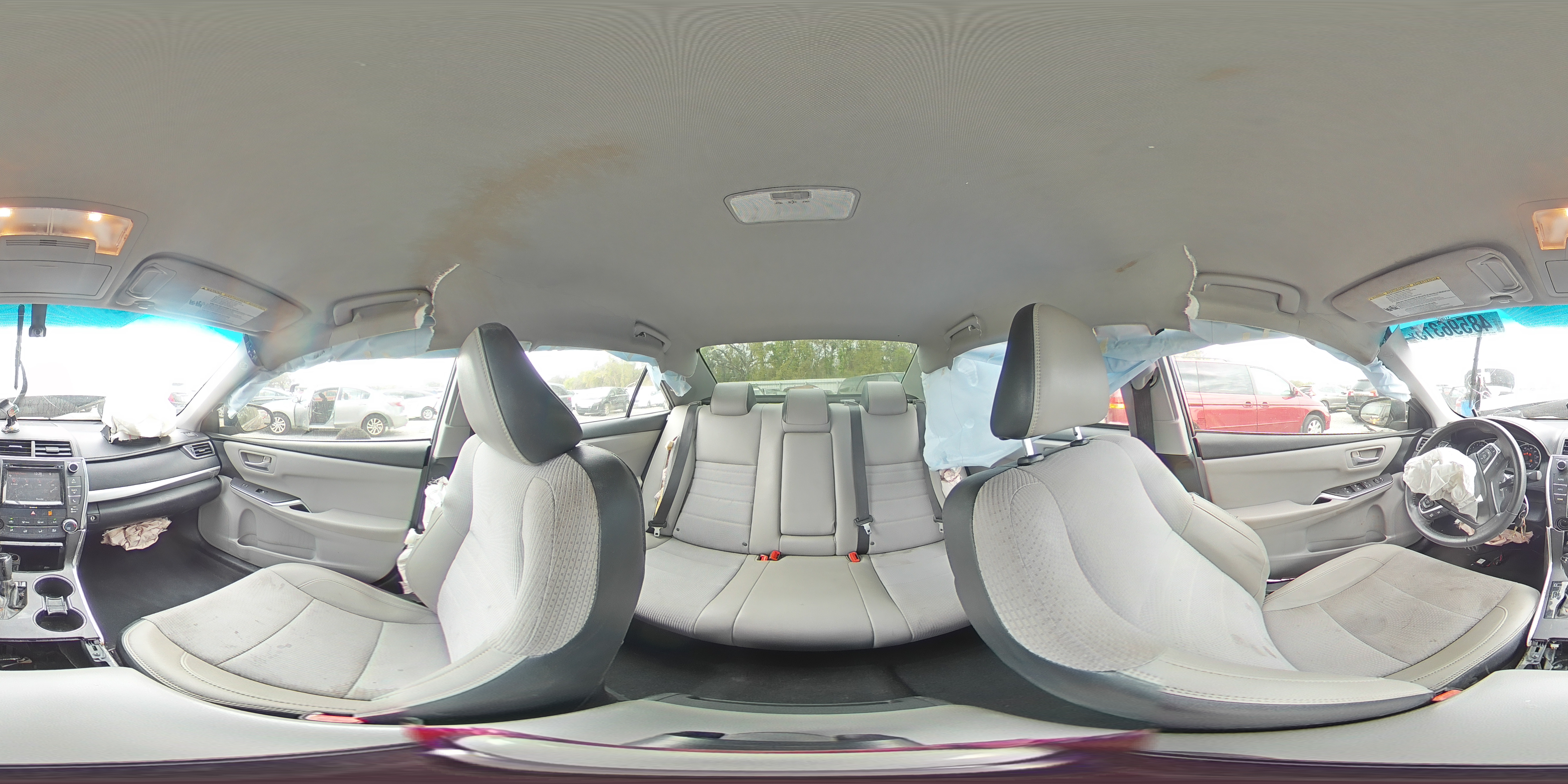 2016 Toyota Camry - Image 12