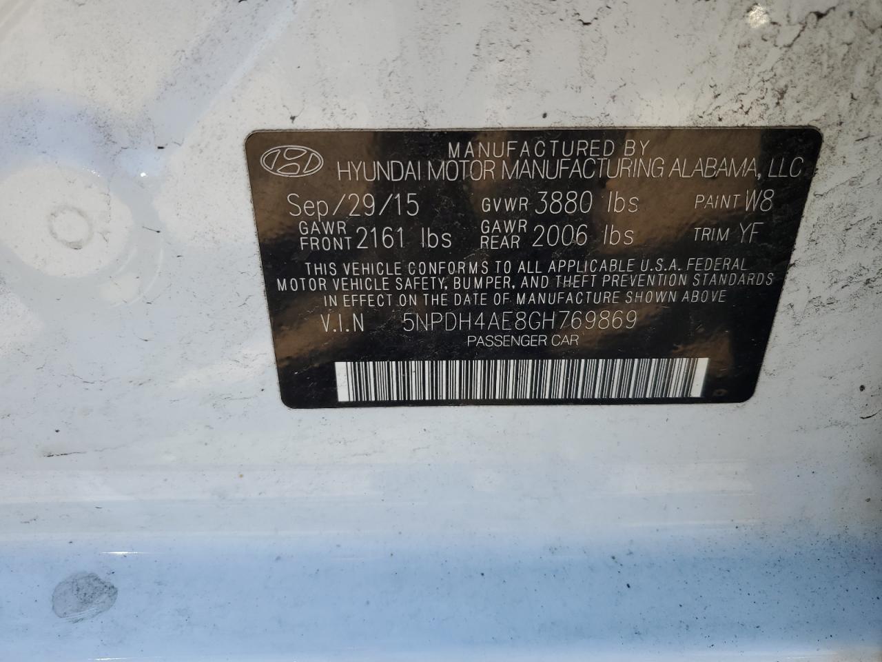 2016 Hyundai Elantra - Image 12