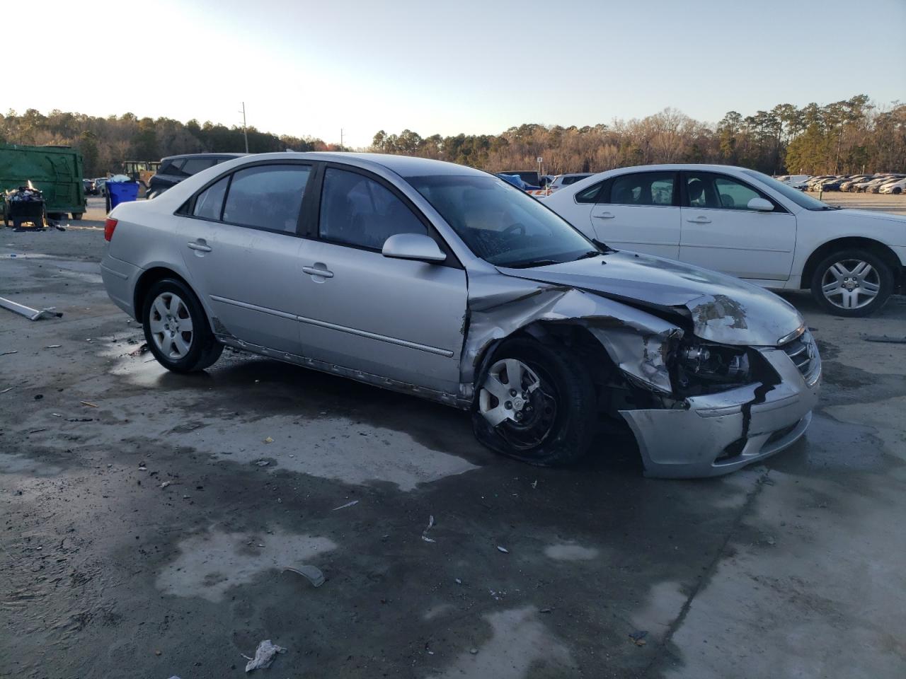 2009 Hyundai Sonata - Image 4