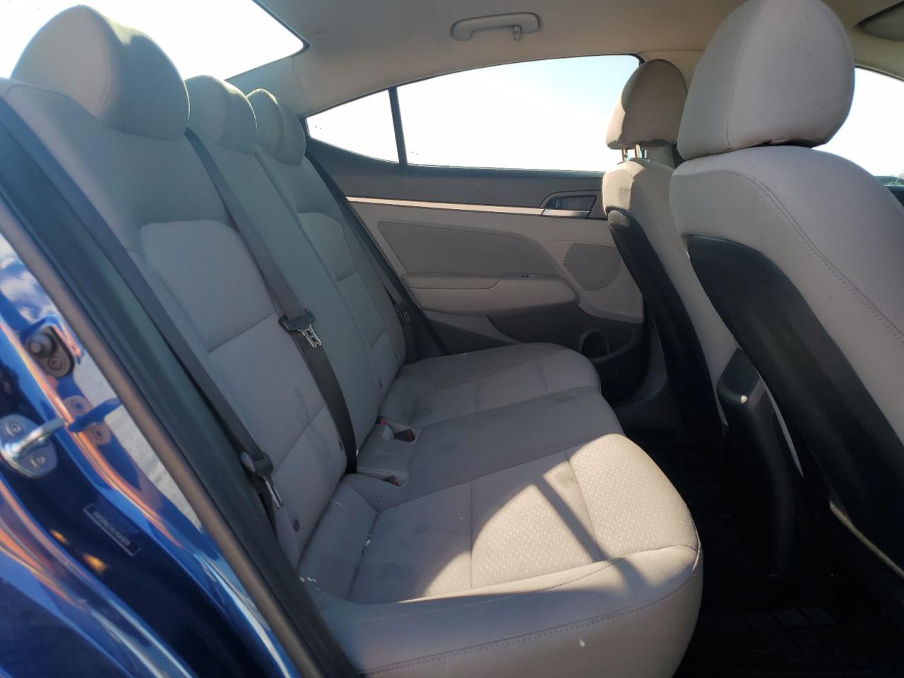 2020 Hyundai Elantra - Image 10