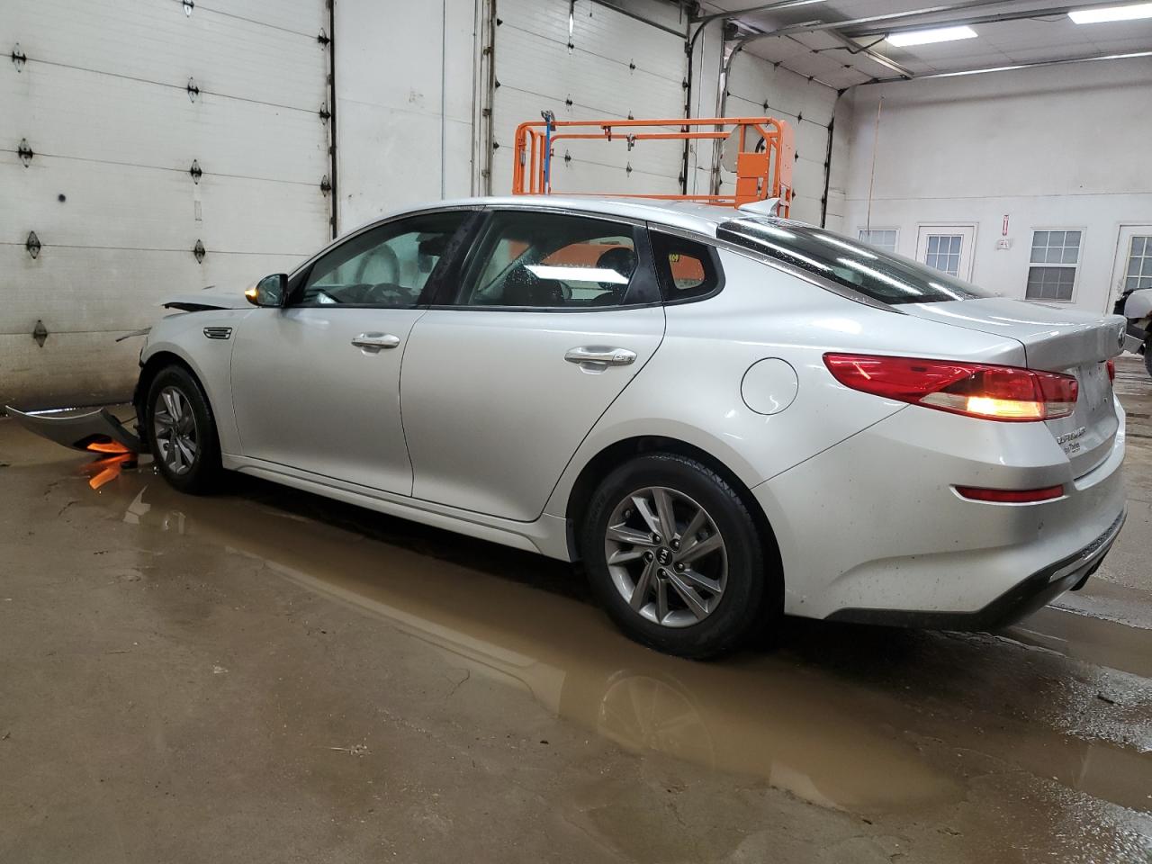 2020 Kia Optima - Image 2