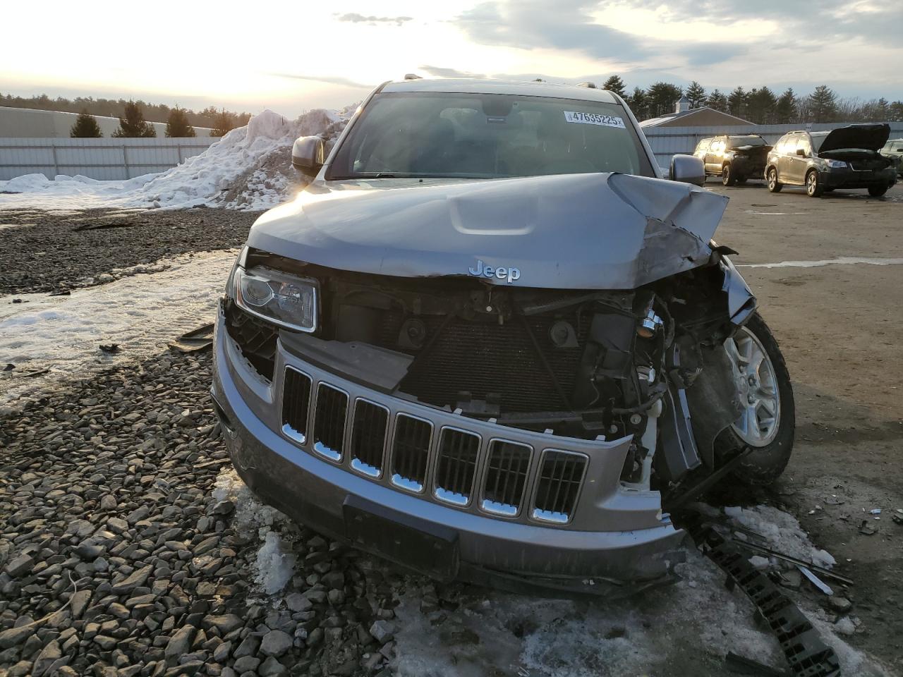2015 Jeep Grand Cherokee - Image 5