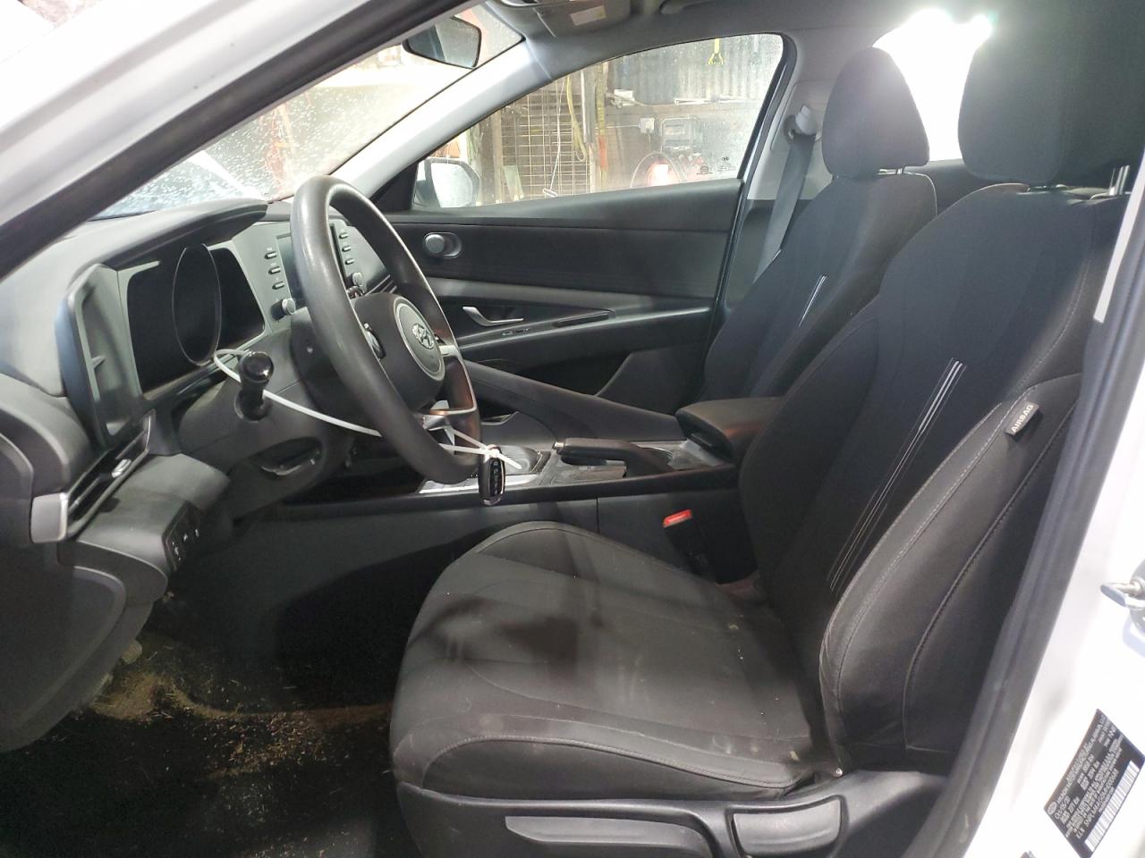 2021 Hyundai Elantra - Image 7