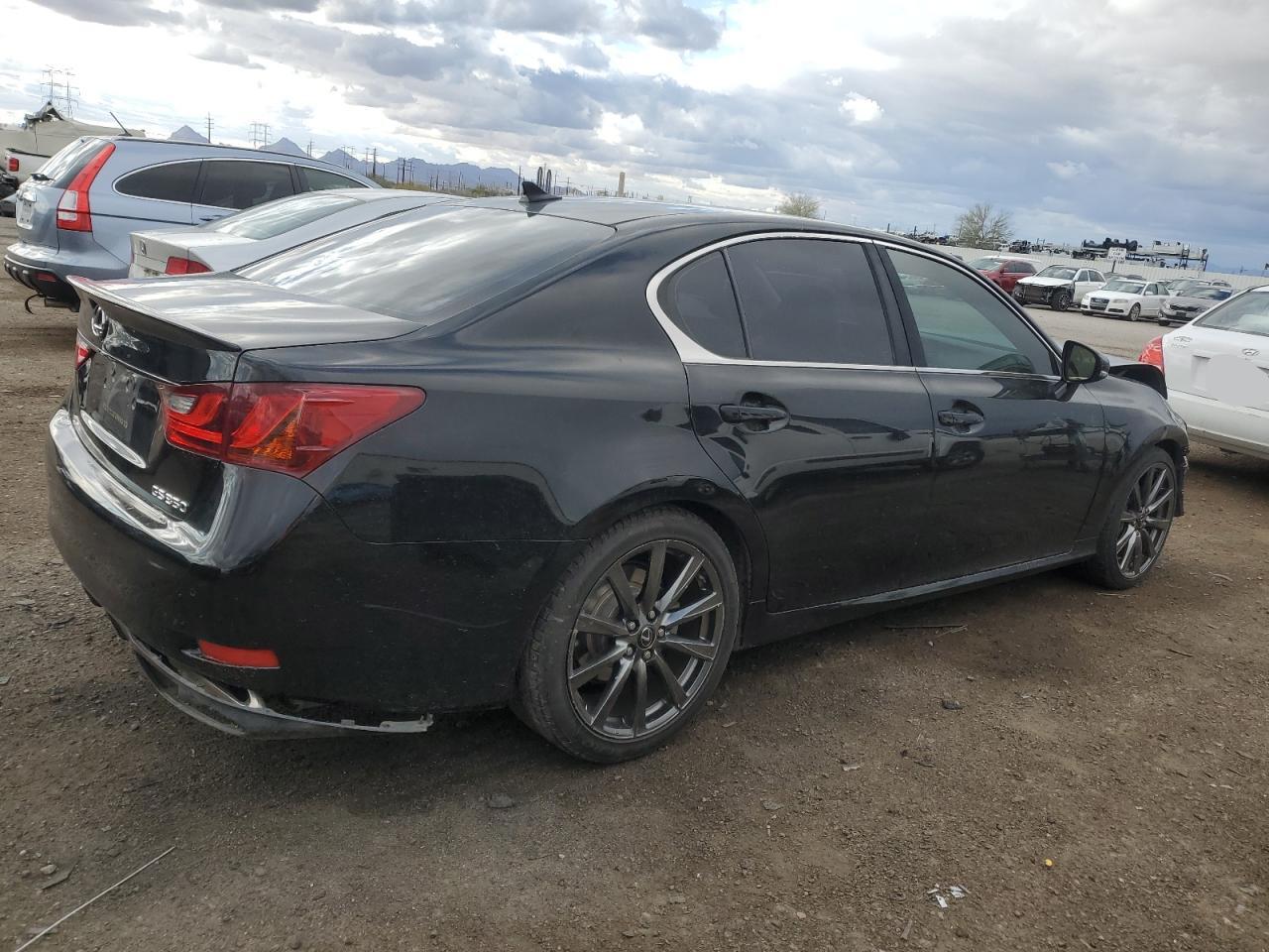 2014 Lexus GS - Image 3