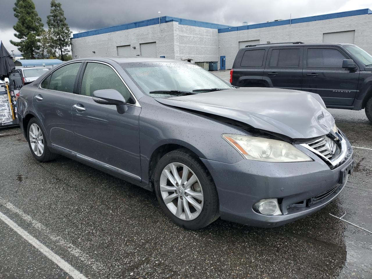 2012 Lexus ES - Image 4