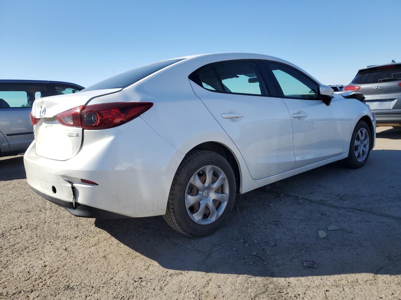 2015 Mazda 3 - Image 3