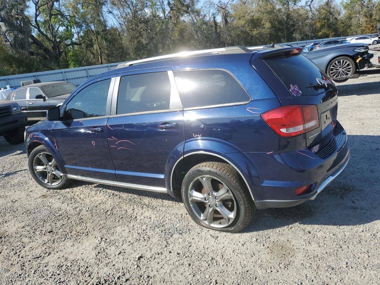 2017 Dodge Journey - Image 2