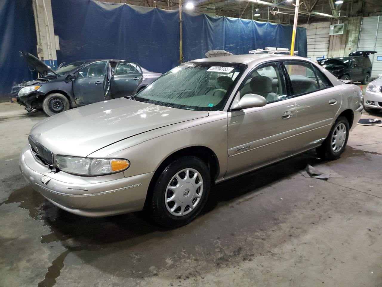 Woodhaven, MI에서 판매 중인 2002 Buick Century Custom - Rear End