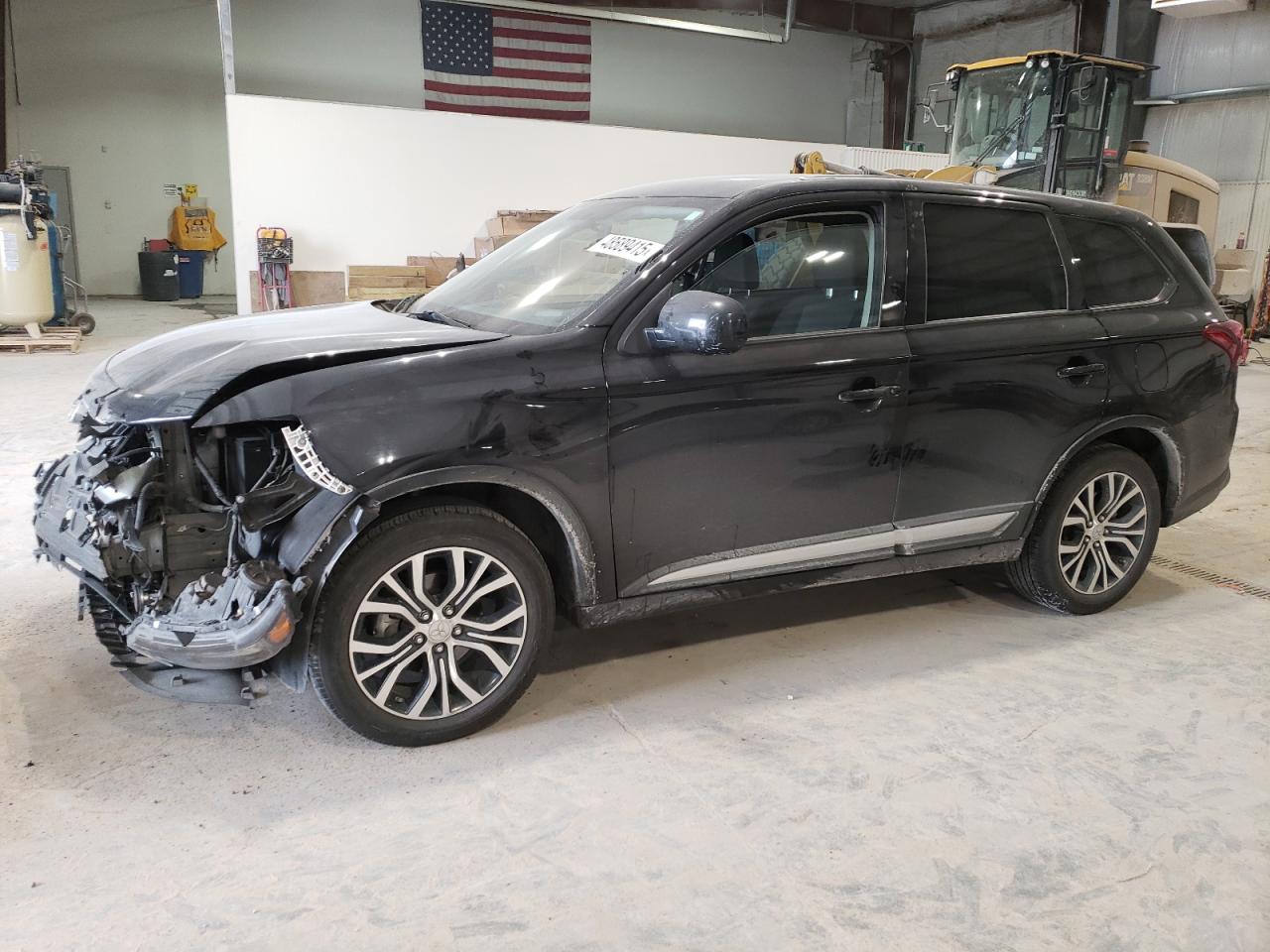 2016 Mitsubishi Outlander - Image 1