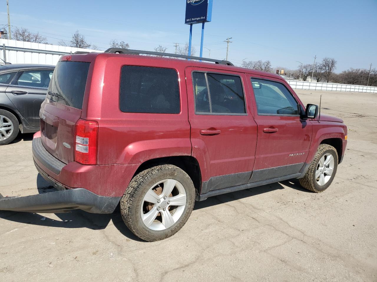 2015 Jeep Liberty (Patriot) - Image 3