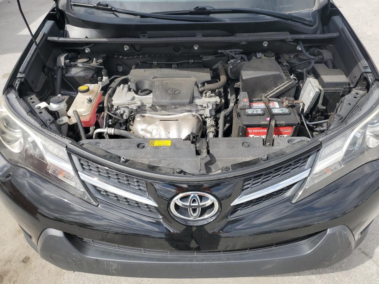 2014 Toyota RAV 4 - Image 12