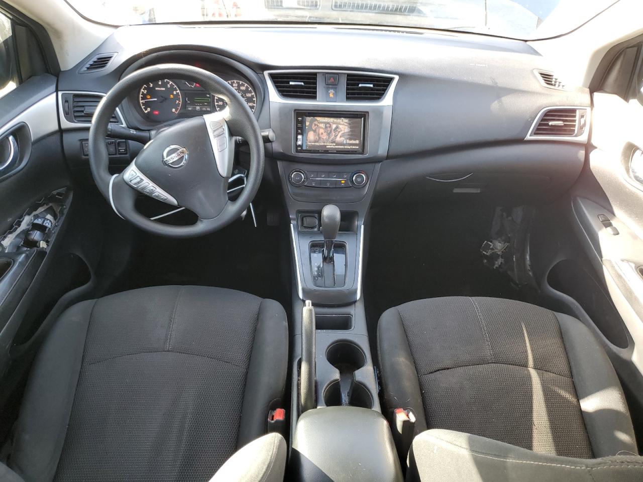 2016 Nissan Sentra - Image 8
