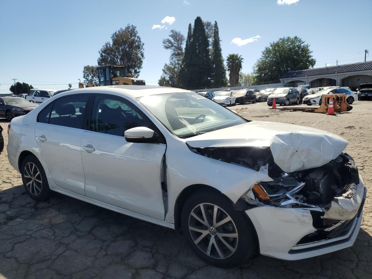 2017 Volkswagen Jetta - Image 4