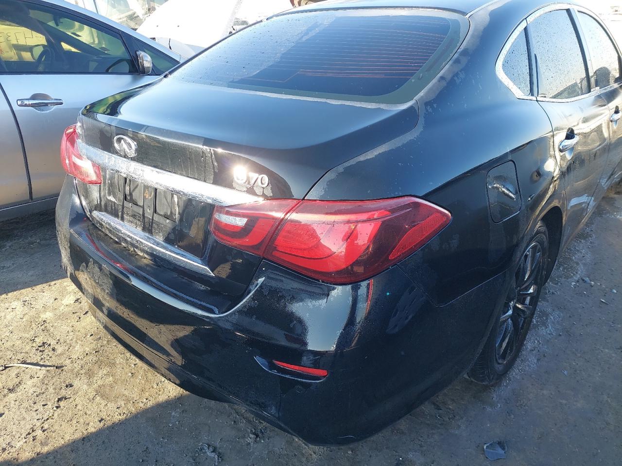 JNKBY1AP0KM410049 - 2019 Infi Q 70 - #47504575